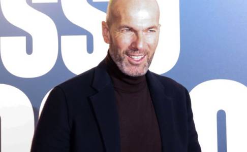 Zinedine Zidane Lebih Pilih MU Ketimbang Bayern Munich